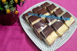 Mandarin Cake vs Lapis Surabaya Cake : Dua Kenikmatan Kue yang Berbeda