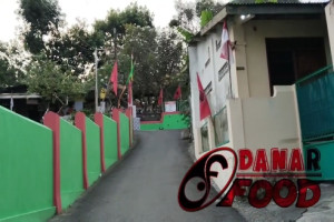 Taman Makam Girilaya Cantung Semarang : Mengenang Di Tempat Peristirahatan Abadi