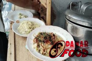 Mie Kopyok : Mi Kopyok Khas Semarang yang Menggugah Selera