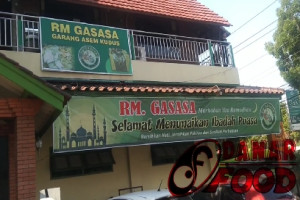 Menggoda Lidah dengan Kelezatan Warung Garang Asem Khas Kudus