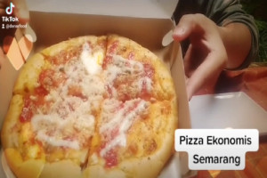 Pizza Ekonomis Semarang : Kuliner Ikonik dengan Harga Terjangkau dan Kualitas Terjamin