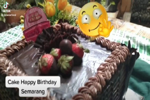 Rekomendasi Cake Happy Birthday Semarang Terbaik untuk Orang Dewasa : Menyajikan Kualitas Premium dengan Harga Termurah