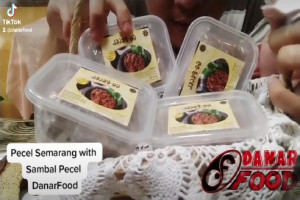 Sambal Pecel DanarFood : Menyemarakkan Kelezatan Pecel Semarang dengan Rasa Asli dan Berkualitas