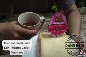 Kolaborasi Harmonis Antara Roti Tawar Dan'S KeiK dengan Minuman Coklat Terbaik dari Semarang