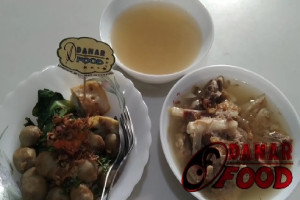 Danar Food dan KeiK Semarang : Open House Idul Fitri dengan Bakso Sapi Spesial dan Iga Sapi Tetelan yang Menggugah Selera