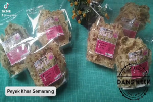 Peyek Semarang : Kelezatan Tradisional yang Tetap Terjaga dengan Kualitas Tinggi dan Harga Ekonomis