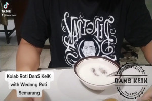 Kolaborasi Wedang Roti Jahe Susu Creamy Comfort Food-nya Orang Semarang Saat Hujan with Roti DanS KeiK