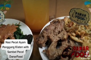 Kelezatan Nasi Pecel Lauk Ayam Panggang Klaten : Menggoda Lidah dan Mengenyangkan Perut