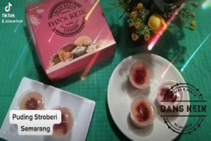 Puding Stroberi Semarang Harga Murah dan Enak, Cocok Dimakan Setelah Sajian Bersantan