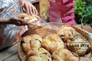 Roti Isi Sobek "Ring, Krumpul, Kasur, Springbed, Konde, Keong, Kepang dan Bajul" Semarang : Pilihan Higienis dan Enak untuk Berbagai Acara