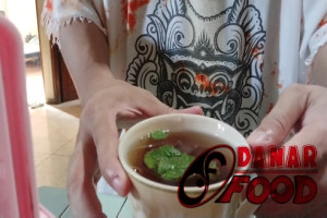 Resep dan Cara Membuat Mint Tea atau Teh Mentol : Harmoni Teh dan Daun Mint yang Menyegarkan Kota Semarang
