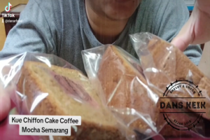 Jual Kue Chiffon Cake Coffee Mocha Semarang Enak Murah, Bolu Super Lembut Camilan Keluarga di Rumah