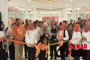Expo UMKM FISIPFEST 2024 : Mendorong Kemajuan UMKM di Indonesia