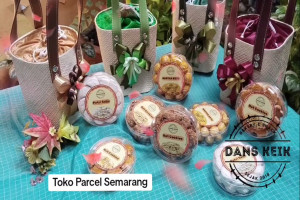 DanS KeiK : Toko Parcel Hampers Kue Kering Spesial untuk Perayaan Natal dan Tahun Baru di Semarang