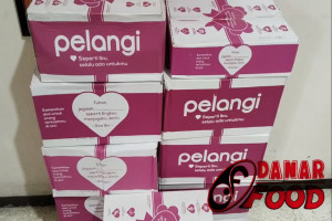 Aneka Ukuran Air Mineral Pelangi : Pilihan Terbaik untuk Snack Box di Danar Food and Keik Semarang