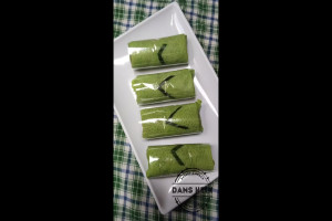 Dadar Gulung : Kue Tradisional Khas Indonesia yang Lembut Manis Lezat Legit Aromatik dan Legendaris