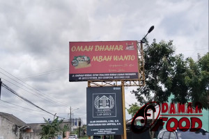 Omah Dahar Mbah Wanto : Spesialis Ayam Kenduri Khas Jawa di Berbah Sleman yang Wajib Dicoba