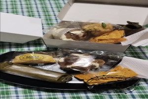 Produsen Agen dan Catering Snack Box di Semarang : Solusi Praktis Enak dan Murah untuk Segala Acara