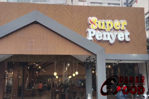 Super Penyet Gajahmada : Resto Penyet Legend Enak Murah Halal Paling Bisa Bikin Ngumpul di Semarang