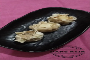 Siomay : Perjalanan Kuliner Tradisional dari Shaomai Tiongkok hingga Menjadi Ikon Jajanan Indonesia