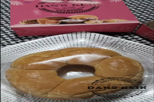 Roti Ring : Kudapan Legendaris dari DanS KeiK Semarang