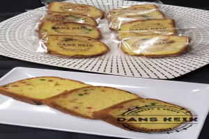 Bolu Jadul Sukade Perpaduan Kue Klasik Lezat dengan Tekstur Lembut yang Tak Pernah Kehilangan Pesona